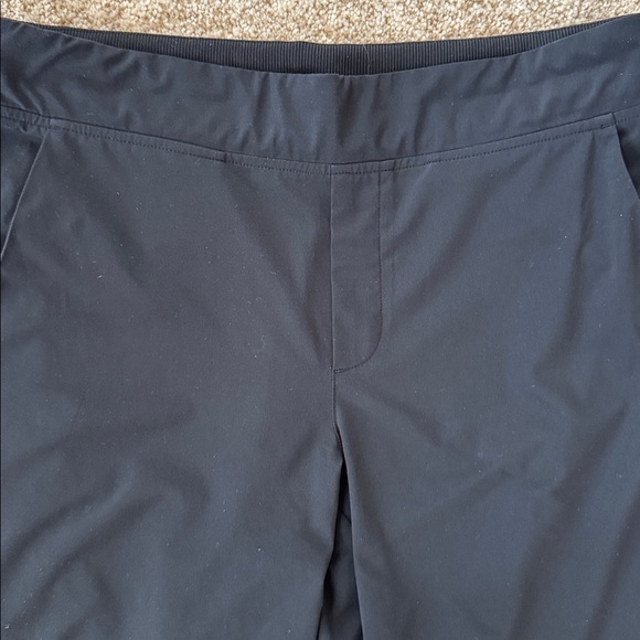 Athleta black Brooklyn ankle pants. - Picture 4 of 8
